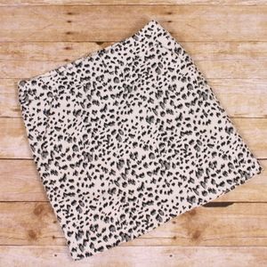 Loft Snow Leopard mini skirt small side pockets